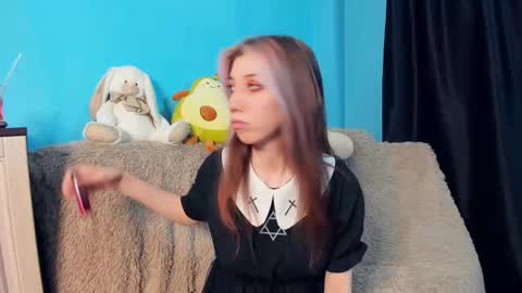 Snapshot of sell0n chatting on December 21, 2024, 12:27 pm Mindy online show from December 21, 2024, 12:27 pm