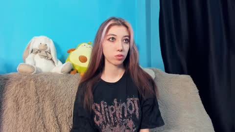 Snapshot of sell0n chatting on December 22, 2024, 12:28 am Mindy online show from December 22, 2024, 12:28 am