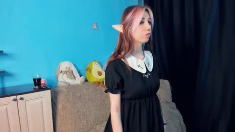 Snapshot of sell0n chatting on December 23, 2024, 12:46 am Mindy online show from December 23, 2024, 12:46 am