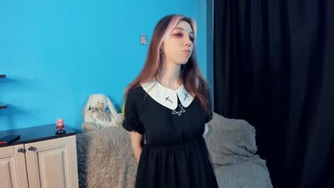 Snapshot of sell0n chatting on December 28, 2024, 2:33 am Mindy online show from December 28, 2024, 2:33 am