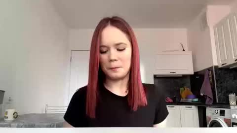 Snapshot of selmacalumag chatting on April 23, 2026, 12:29 pm Lily online show from April 23, 2026, 12:29 pm