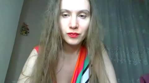 Snapshot of selvarine chatting on June 1, 2026, 10:11 pm selvarine online show from June 1, 2026, 10:11 pm