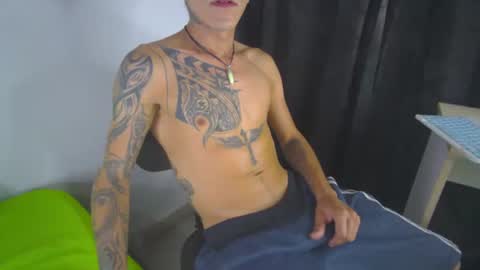 Snapshot of sem_alas chatting on January 10, 2025, 5:37 am sem_alas online show from January 10, 2025, 5:37 am