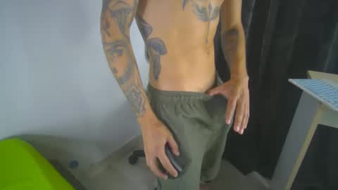 Snapshot of sem_alas chatting on March 4, 2025, 4:49 am sem_alas online show from March 4, 2025, 4:49 am