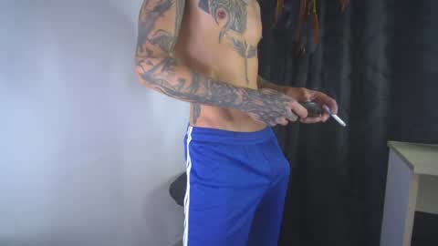 sem_alas online show from April 30, 2026, 11:42 pm