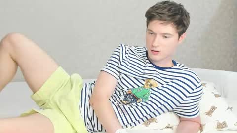 Semyon online show from November 28, 2025, 6:43 pm