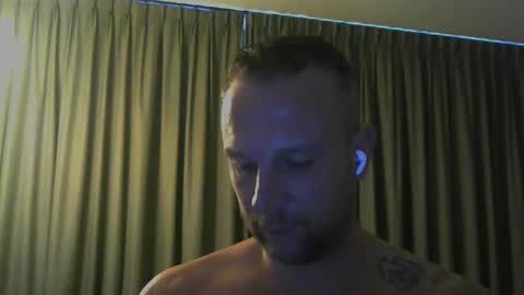 Snapshot of sence08 chatting on February 3, 2026, 2:33 pm sence08 online show from February 3, 2026, 2:33 pm