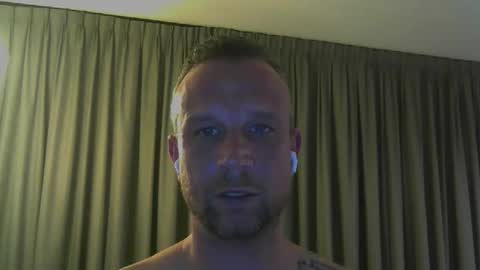 Snapshot of sence08 chatting on March 1, 2026, 7:49 pm sence08 online show from March 1, 2026, 7:49 pm