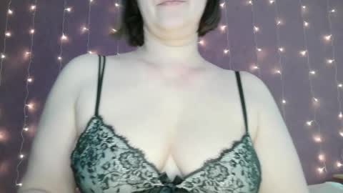 Snapshot of send_me chatting on March 29, 2026, 6:24 am send me online show from March 29, 2026, 6:24 am