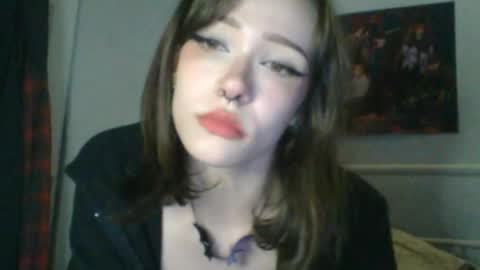 goddess esme  online show from January 25, 2025, 2:15 am