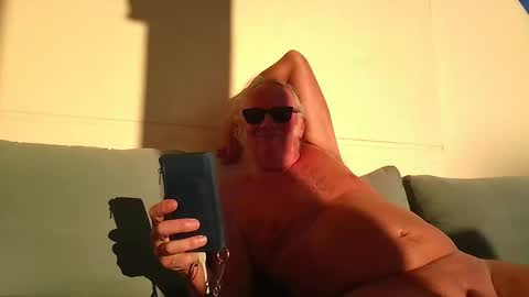 Summiteer online show from October 3, 2025, 5:10 pm