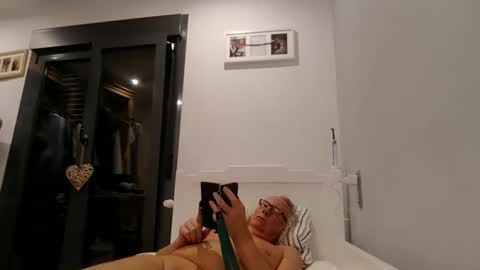 Summiteer online show from May 3, 2026, 9:54 pm