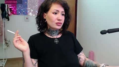 Snapshot of senorita_dakota chatting on September 20, 2025, 6:42 pm senorita_dakota online show from September 20, 2025, 6:42 pm
