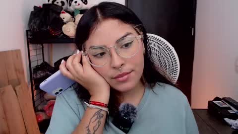 Snapshot of sensual_flame chatting on September 15, 2025, 3:12 pm Camille and sophie online show from September 15, 2025, 3:12 pm