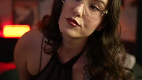 Jasmine online show from May 17, 2026, 2:02 pm