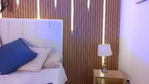 Sensual Kim77 online show from July 25, 2026, 1:52 pm