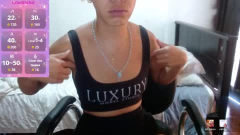 sensual_natalie online show from May 27, 2026, 9:34 pm