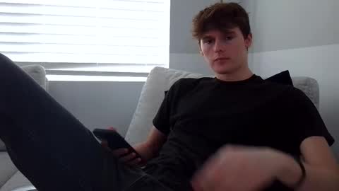 Cam online show from December 8, 2024, 9:41 pm