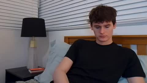 Cam online show from December 15, 2024, 1:13 am