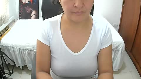 senthix  heyy promo en OnlyFans aprovecha 85 descuento online show from October 13, 2025, 1:33 pm