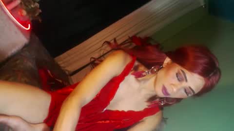senyora_evangelista online show from April 26, 2026, 11:24 pm