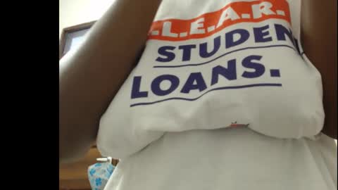 Snapshot of sera_booty chatting on October 22, 2025, 6:13 am Anne online show from October 22, 2025, 6:13 am