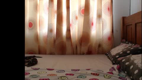 Snapshot of sera_booty chatting on November 25, 2025, 11:21 am Anne online show from November 25, 2025, 11:21 am