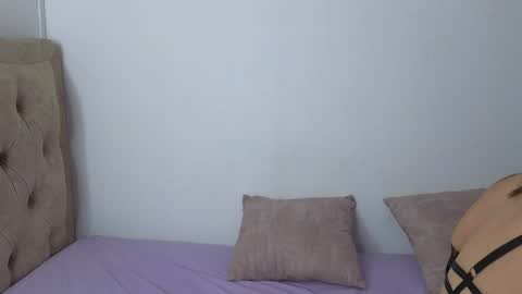 serafina_ online show from June 2, 2026, 6:43 pm