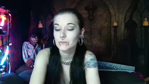 Snapshot of seraphinmunster chatting on November 22, 2025, 10:42 pm Seraphin Munster online show from November 22, 2025, 10:42 pm