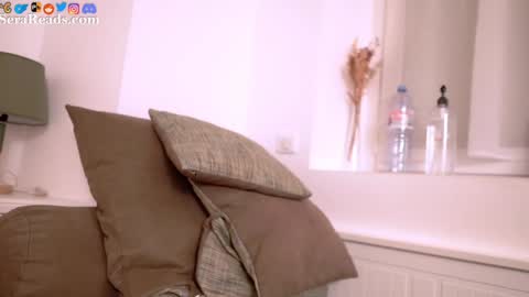 SeraReads online show from March 11, 2025, 1:12 pm