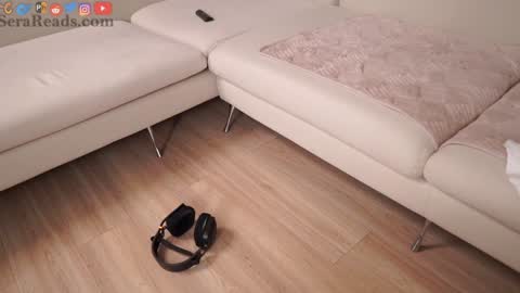 SeraReads online show from October 1, 2025, 3:29 pm