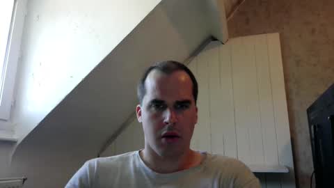 Snapshot of serdarren1992 chatting on April 22, 2026, 3:24 pm serdarren1992 online show from April 22, 2026, 3:24 pm
