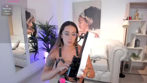 Snapshot of serena___ chatting on September 12, 2025, 2:55 am serena___ online show from September 12, 2025, 2:55 am