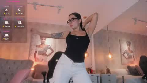 Snapshot of serena___ chatting on July 9, 2026, 3:21 am serena___ online show from July 9, 2026, 3:21 am