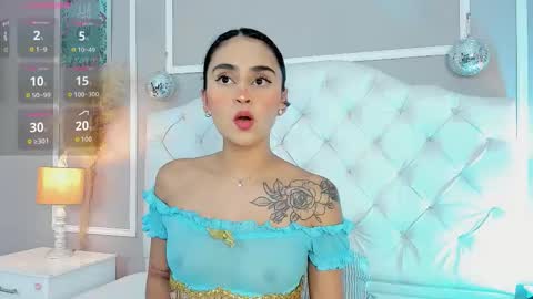 Snapshot of serena_jeyns chatting on November 7, 2025, 7:47 pm SERE online show from November 7, 2025, 7:47 pm