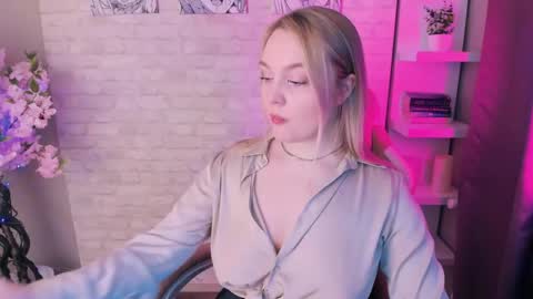 Snapshot of serena_johnsons chatting on March 11, 2026, 8:31 am Serena online show from March 11, 2026, 8:31 am