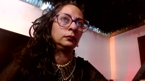Serena Xyz online show from June 11, 2026, 6:17 pm