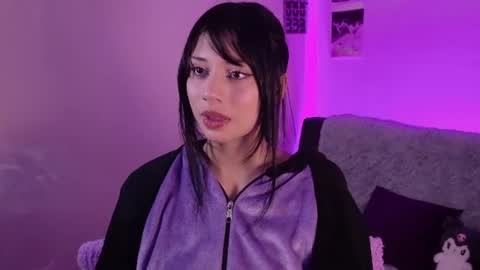 Snapshot of serenbleck chatting on July 6, 2026, 10:12 am Seren online show from July 6, 2026, 10:12 am