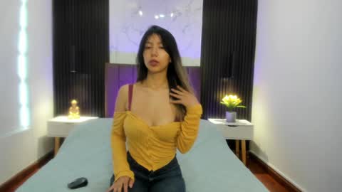 Serene online show from December 19, 2024, 12:01 pm