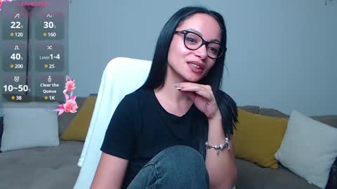 Snapshot of serenesophi chatting on December 20, 2024, 3:58 am SereneSophi online show from December 20, 2024, 3:58 am