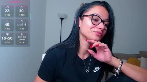 Snapshot of serenesophi chatting on October 29, 2025, 2:14 am SereneSophi online show from October 29, 2025, 2:14 am