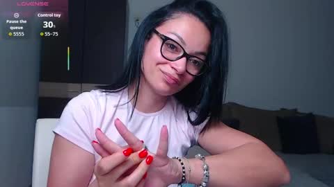 SereneSophi online show from June 4, 2026, 2:39 am
