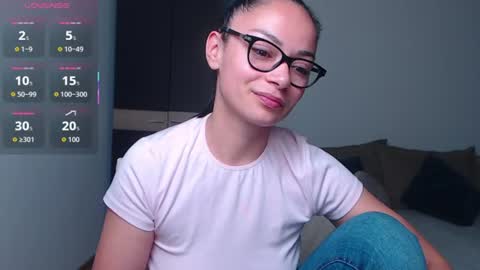 SereneSophi online show from June 19, 2026, 3:11 am