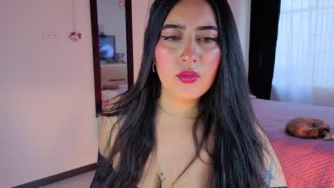 Serenna Cruz online show from April 29, 2026, 9:32 pm