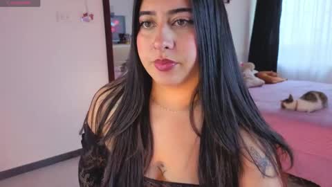 Snapshot of serenna_se chatting on May 13, 2026, 8:38 pm Serenna Cruz online show from May 13, 2026, 8:38 pm