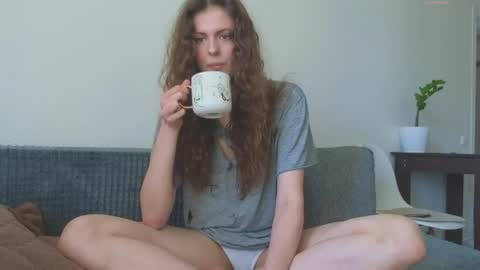 Hey Guys and Girls non-binary personalities  Im Sereta online show from May 25, 2026, 10:32 am