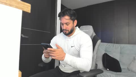 Snapshot of sergi_mancini11 chatting on December 15, 2025, 8:07 am Sergi Mancini online show from December 15, 2025, 8:07 am