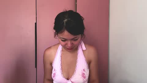 Snapshot of serinafaw chatting on July 19, 2026, 10:08 am Mira online show from July 19, 2026, 10:08 am