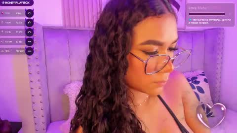 Danna  online show from July 16, 2026, 4:18 am