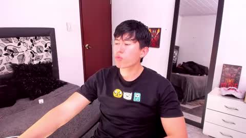 Snapshot of setsuna_10 chatting on February 15, 2025, 9:15 pm david online show from February 15, 2025, 9:15 pm